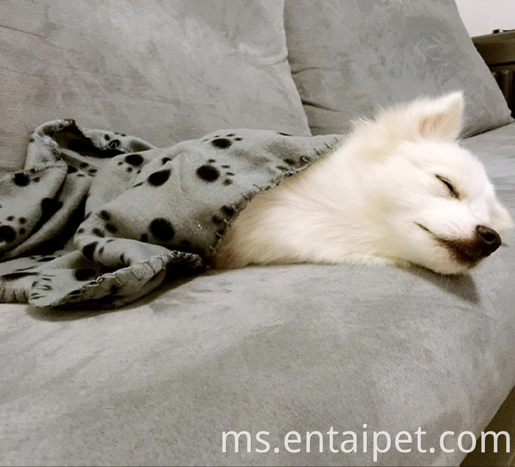 Selimut selimut haiwan peliharaan anjing kucing comel dengan cetakan kaki haiwan kesayangan untuk anak anjing anak anjing dan pek haiwan kecil sebanyak 6